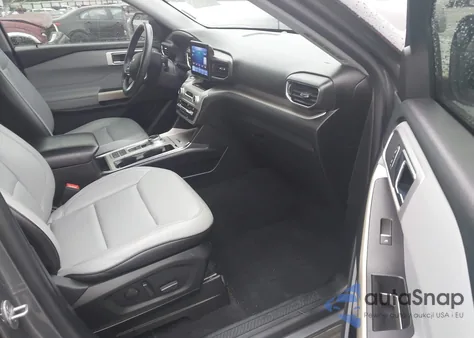 2021 Ford Explorer Xlt z USA, uszkodzony, nr VIN 1FMSK7DH4MGB86436